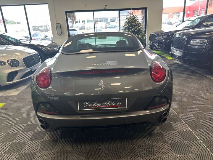 Ferrari California 4.3 V8 460 CV origine France Carbon Daytona carnet d’entretien complet Gris - 20