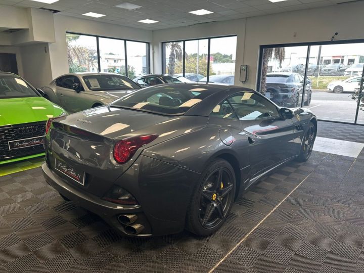 Ferrari California 4.3 V8 460 CV origine France Carbon Daytona carnet d’entretien complet Gris - 32