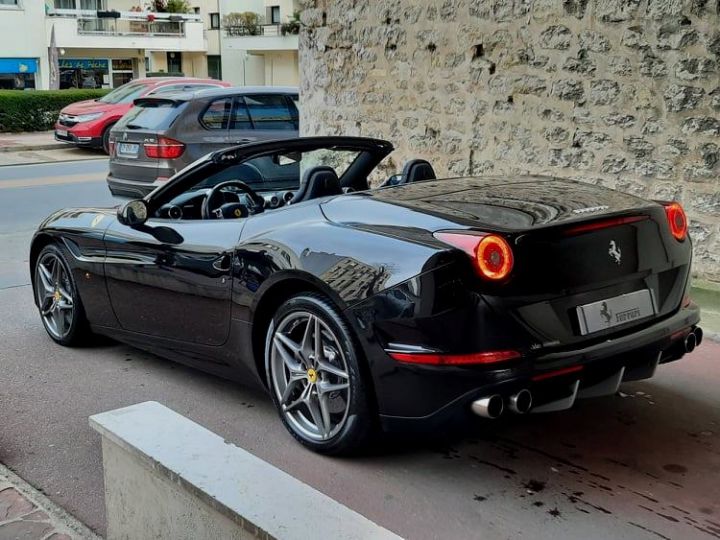 Ferrari California T Noir - 5