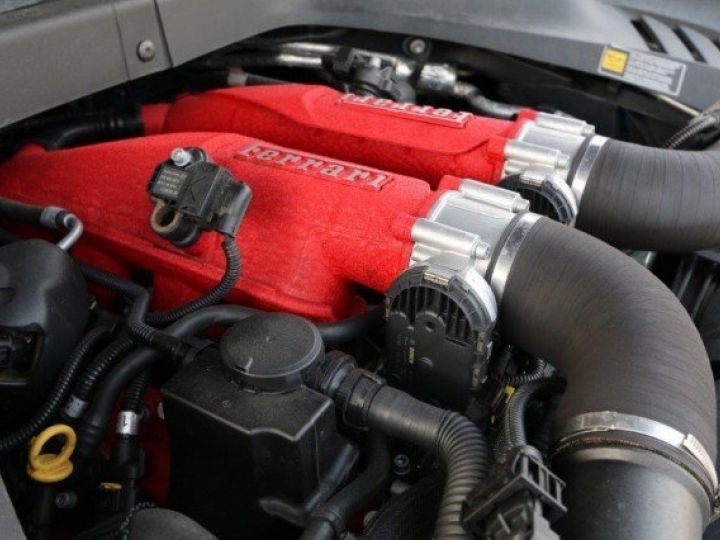 Ferrari California T 3,9 V8 560CV     Essence GRIS ALUMINIUM - 80