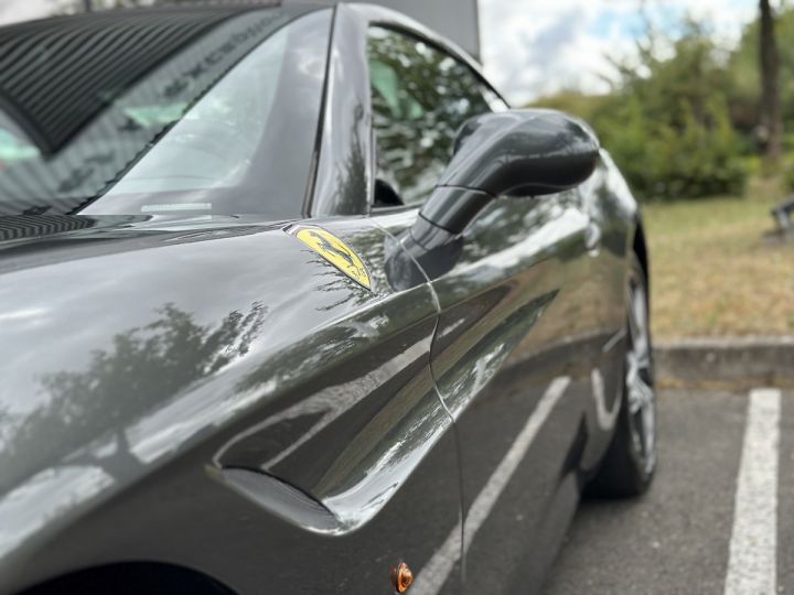 Ferrari California T 3.9 V8 T 560 griggio silverstone - 11