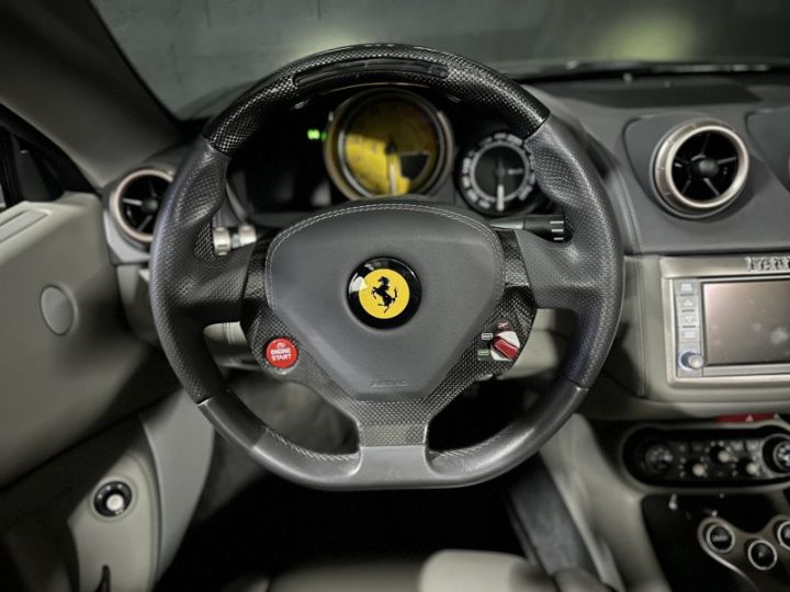 Ferrari California V8 4.3 Gris F - 15