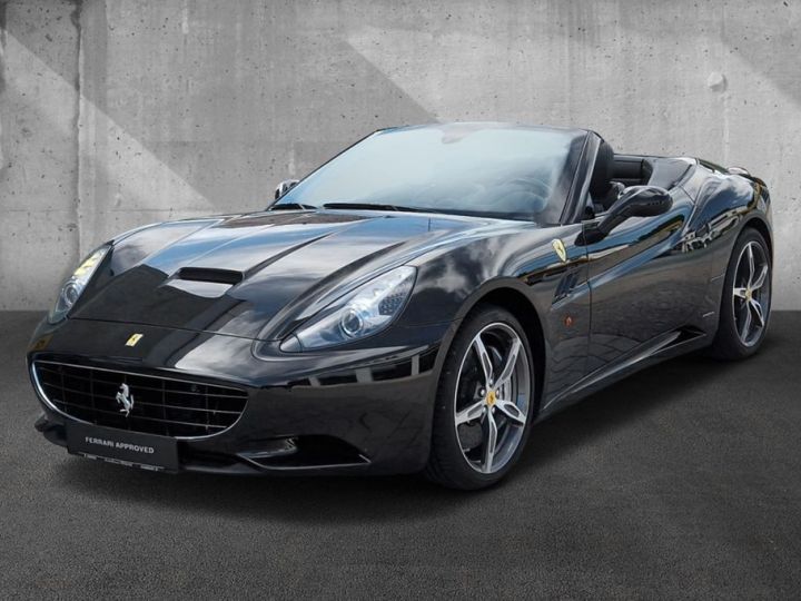 Ferrari California V8 4.3 L 460 Climatisation automatique bizone Pack sport  Sièges sport et chauffants Garantie FERRARI Approved 08/2024 Reconductible ! Noire Daytona - 29