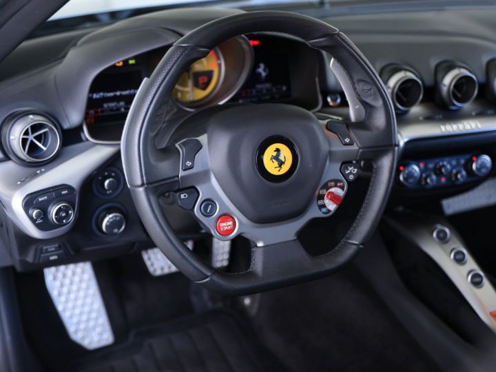 Ferrari F12 Berlinetta  - 9