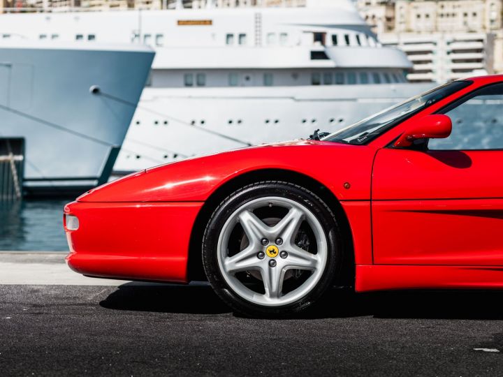 Ferrari F355 BERLINETTA 380 CV - MONACO Red - 15