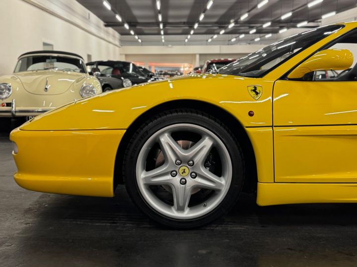 Ferrari F355 BERLINETTA F1 Giallo Modena - 6