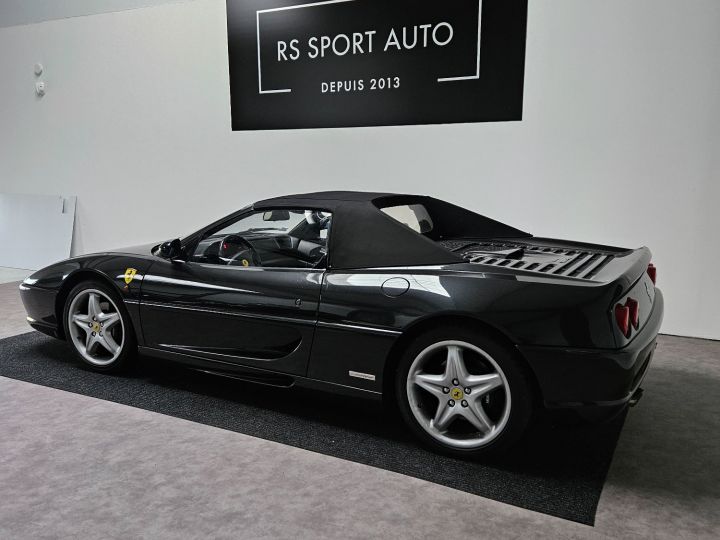 Ferrari F355 F355 SPIDER MANUAL  - 18