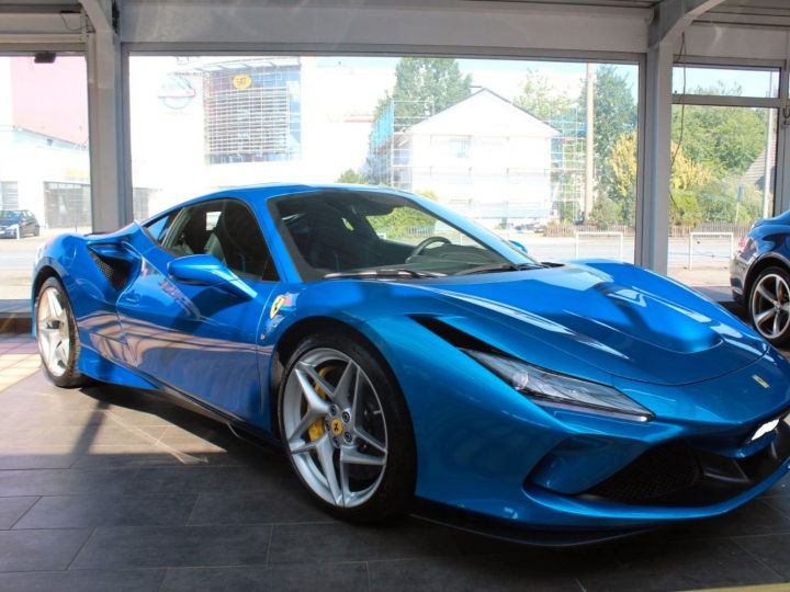 Ferrari F8 Tributo CARBON * LIFT * AFFICHAGE PASSAGER * LED * GARANTIE FERRARI 2025 Blue Corsa - 3