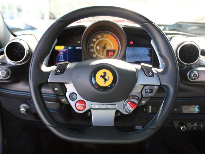 Ferrari F8 Tributo CARBON * LIFT * AFFICHAGE PASSAGER * LED * GARANTIE FERRARI 2025 Blue Corsa - 8