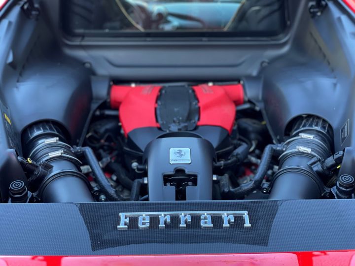 Ferrari F8 Tributo COUPE V8 720 CV - MONACO Rosso Scuderia - 30