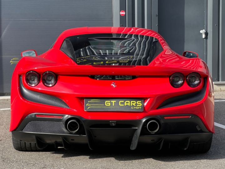 Ferrari F8 Tributo Ferrari F8 Tributo - LOA 1 757,62 euros par mois - Volant LED Carbone - Lift - échappement Sport - Ecran Display passager Rosso Corsa - 5