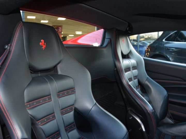 Ferrari F8 Tributo SPIDER 3.9 V8 720 CV SIEGES RACING , LIFT , PASSENGER DISPLAY , JBL CARBON , DAYTONA Rouge - 8