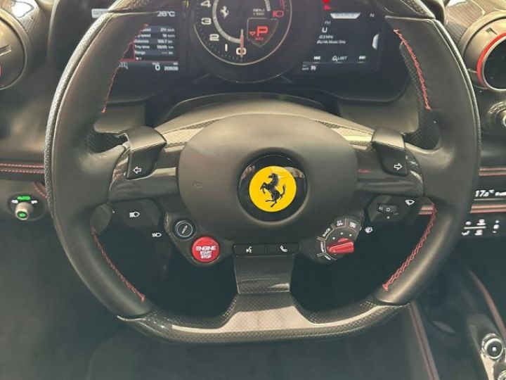 Ferrari F8 Tributo SPIDER 3.9 V8 720 CV SIEGES RACING , LIFT , PASSENGER DISPLAY , JBL CARBON , DAYTONA Rouge - 27