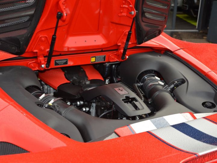 Ferrari F8 Tributo SPIDER 3.9 V8 Origine France 1ère main  Rouge - 18