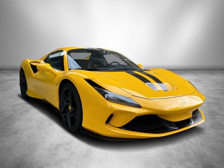 Ferrari F8 Tributo V8 3.9 721 Ch Spider Céramic * JBL * Entretien Ferrari De 7 Ans Jusqu'au 05/2027 * Garantie Ferrari Approved 24 mois Reconductible Jaune - 8