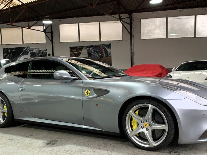 Ferrari FF FERRARI FF 6.3 660CV / LIFT / POZZI / SIEGES VENTILES / CAMERA / 54000KM Grigio Titanio - 4