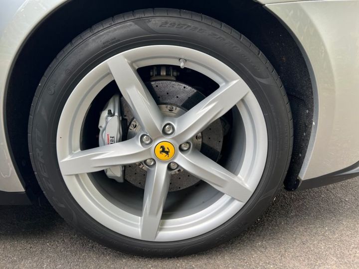 Ferrari GTC4 Lusso 3.9 V8 T / Garantie 12 Mois Argent Métallisé - 12