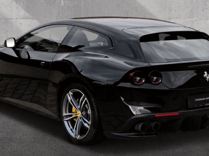Ferrari GTC4 Lusso 6.3 V12 690 4RM  01/2017 noir métal - 4