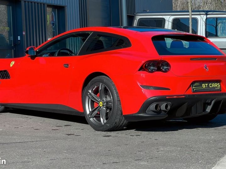 Ferrari GTC4 Lusso GTC4Lusso v12 loa 1685 euros par mois Rouge - 3