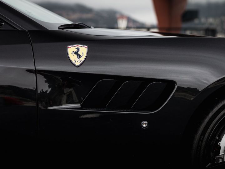 Ferrari GTC4 Lusso V12 690 CV - MONACO Noir Daytona - 9