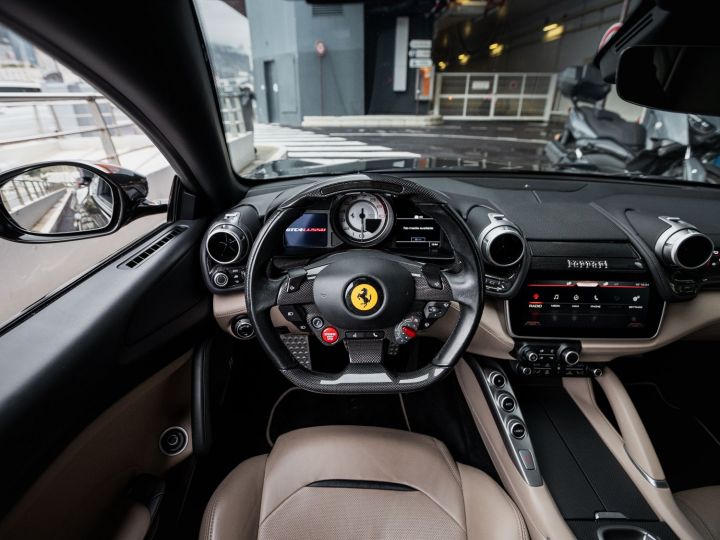 Ferrari GTC4 Lusso V12 690 CV - MONACO Noir Daytona - 22