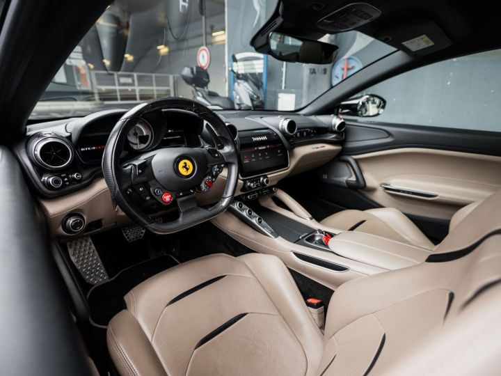 Ferrari GTC4 Lusso V12 690 CV - MONACO Noir Daytona - 28