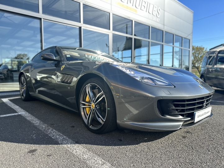 Ferrari GTC4 Lusso V8 3.9 T 610CH Gris F - 18