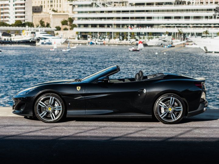 Ferrari Portofino 3.9 GT TURBO V8 600 CV - MONACO Noir Metal - 6