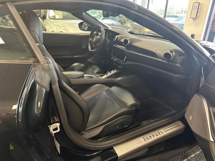 Ferrari Portofino 3.9 V8 CARBONE PASSENGER DISPLAY  Noir - 42