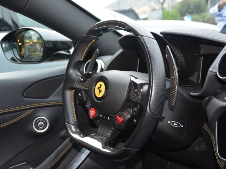 Ferrari Portofino 3.9 V8 CARBONE PASSENGER DISPLAY JBL Loa 1 504 Euros par mois Noir - 12