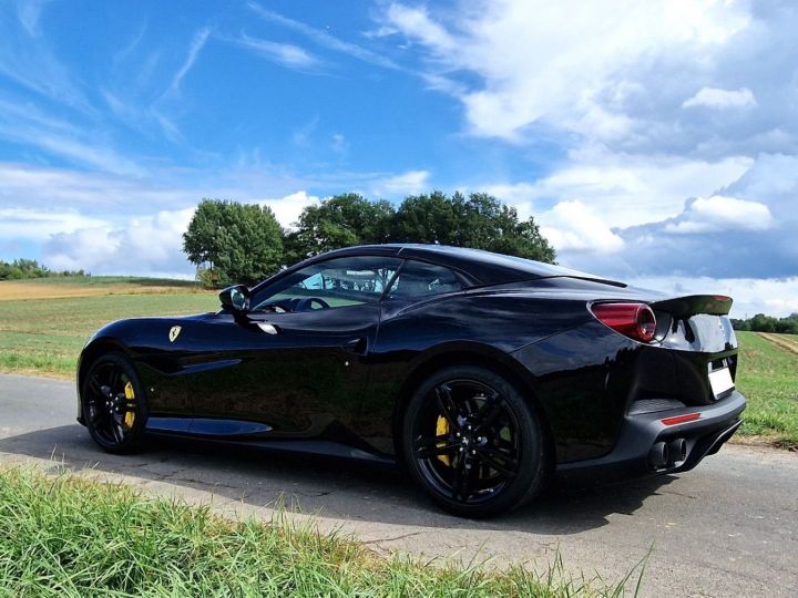 Ferrari Portofino CARPLAY JBL MAGNERIDE GARANTIE FERRARI 11/2024 ENTRETIEN FERRARI 11/2025 PREMIERE MAIN NOIR - 16