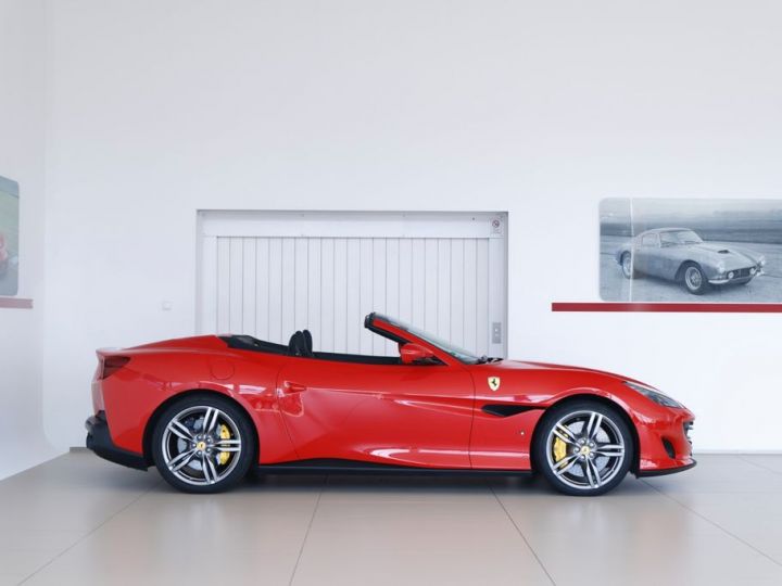 Ferrari Portofino V8 3.9 600 ch 4P °MAGNERIDE° ° ° 1èreM ° entretien Ferrari de 7 ans jusqu'au 08/2026 ° Garantie Prémium 12 mois Rouge - 2