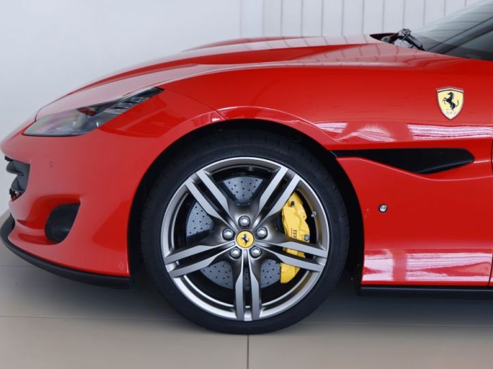 Ferrari Portofino V8 3.9 600 ch 4P °MAGNERIDE° ° ° 1èreM ° entretien Ferrari de 7 ans jusqu'au 08/2026 ° Garantie Prémium 12 mois Rouge - 30