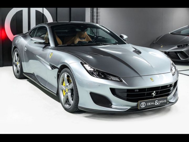 Ferrari Portofino V8 3.9 600 ch DAYTONA 4P °MAGNERIDE° Son JBL°Caméra ° 1èreM ° entretien Ferrari de 7 ans jusqu'au 14/08/2026 ° Garantie Prémium 12 mois Grise - 6