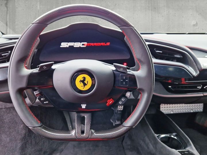 Ferrari SF90 Stradale LIFT CARBONE SIEGES RACING GARANTIE FERRARI PREMIERE MAIN TVA RECUPERABLE ROSSO CORSA - 11