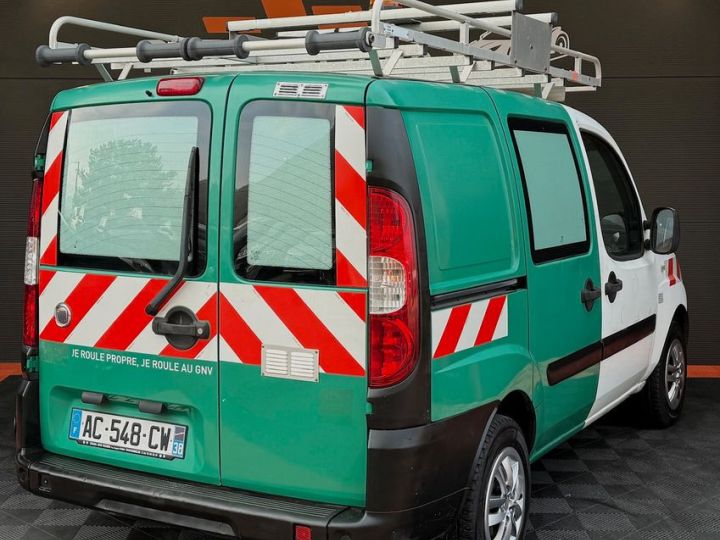 Fiat Doblo 1.3 Multijet 90 Cv Crit'air 1 Galerie de Toit Habillage Bois Rangement Attelage Faible Kilométrage Ok Ct 2027 Blanc - 2