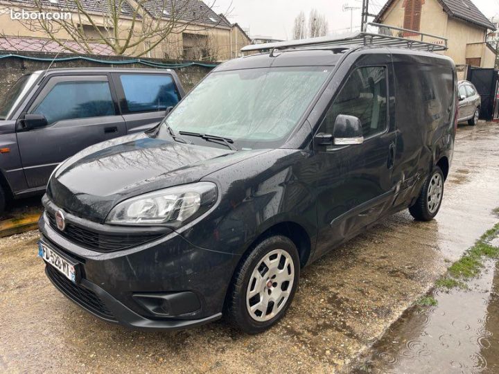 Fiat Doblo Cargo III Fourgon Phase 2 1.4 i 95 cv Noir - 1