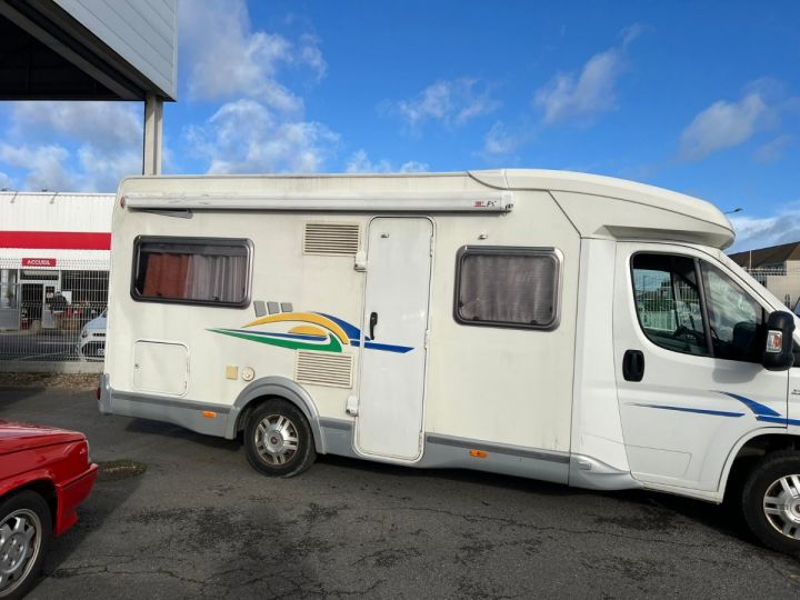 Fiat Ducato 2.8D 87CH CAMPING CAR Blanc - 4