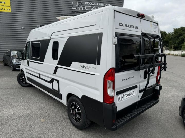 Fiat Ducato ADRIA TWIN PLUS 600 SPD FAMILY BLANC - 6