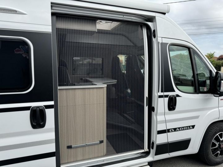 Fiat Ducato ADRIA TWIN PLUS 600 SPD FAMILY BLANC - 14