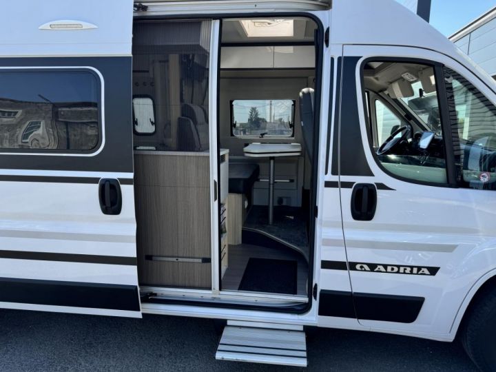 Fiat Ducato ADRIA TWIN PLUS 600 SPD FAMILY BLANC - 17