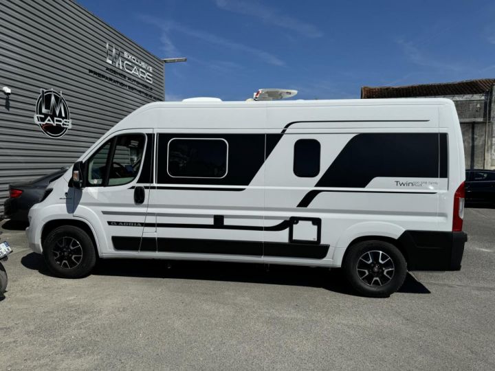 Fiat Ducato ADRIA TWIN PLUS 600 SPD FAMILY BLANC - 38