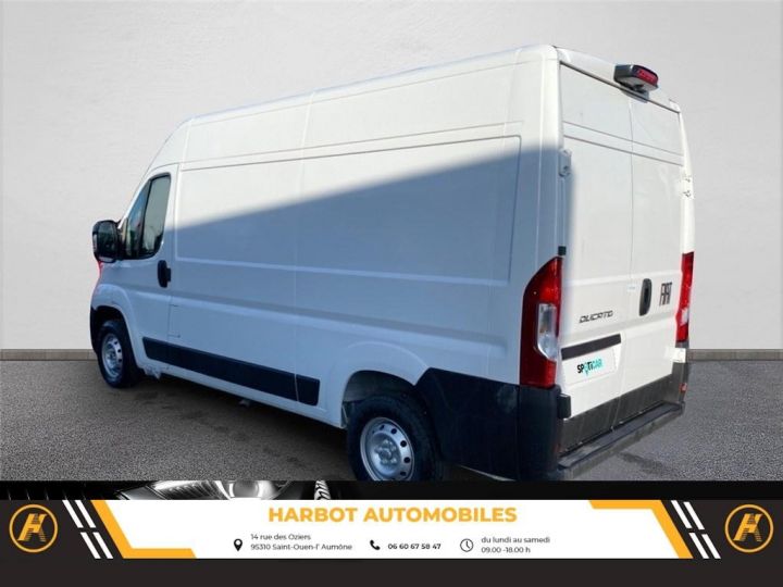 Fiat Ducato iv Tole 3.3 m h2 s&s 140 ch fourgon tole 3.3 m h2 s&s 140 ch Teinte extérieure Blanc Icy - 2