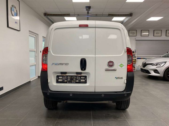 Fiat Fiorino 1.4i- UTILITAIRE 2PLCS- CLIM- 1ermain- CNG Blanc Métallisé - 5