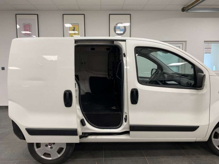 Fiat Fiorino 1.4i- UTILITAIRE 2PLCS- CLIM- 1ermain- CNG Blanc Métallisé - 9