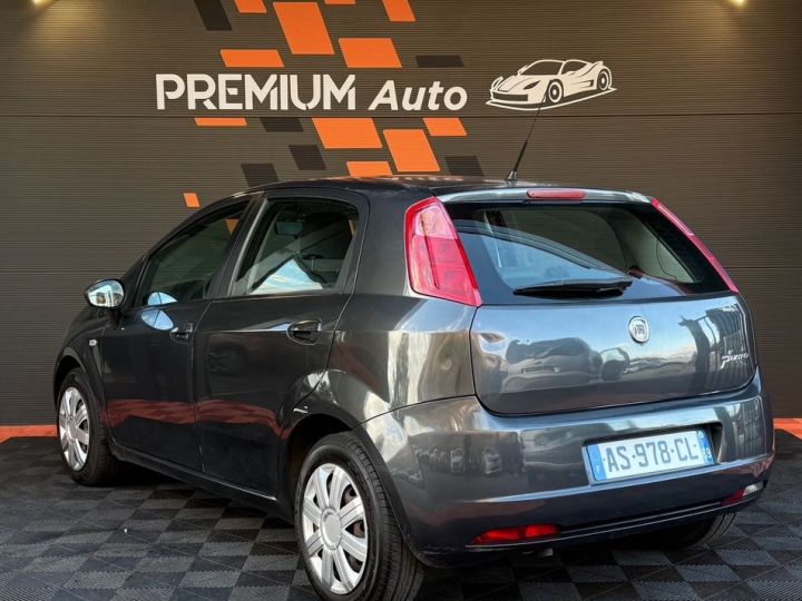 Fiat Grande Punto 1.3 Multijet 75 Cv Dynamic Climatisation Mode City Entretien Ok Ct 2026 Gris - 4