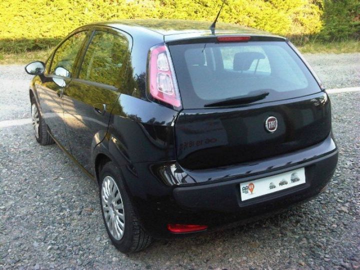 Fiat Grande Punto 1.3 MULTIJET JTD Pack clim 5p     Diesel NOIRE - 10