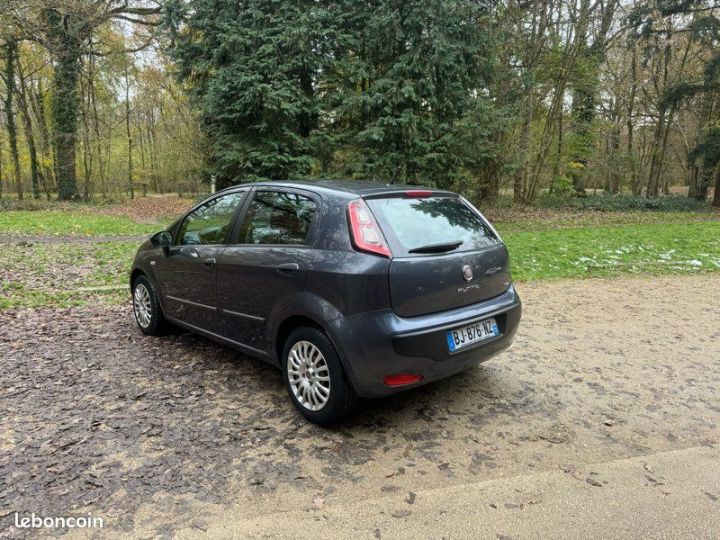 Fiat Grande Punto Evo 1.3 JTD 75CH Embrayage et Chaîne de Distribution Neufs Gris - 2