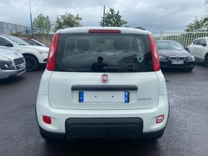 Fiat Panda 1.0 70CH BSG S&S CITY LIFE Blanc - 6