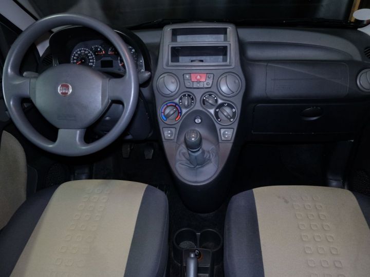 Fiat Panda 1.2 8V 60CH DYNAMIC Gris C - 8